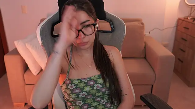 Chat XXX Live anyacutex