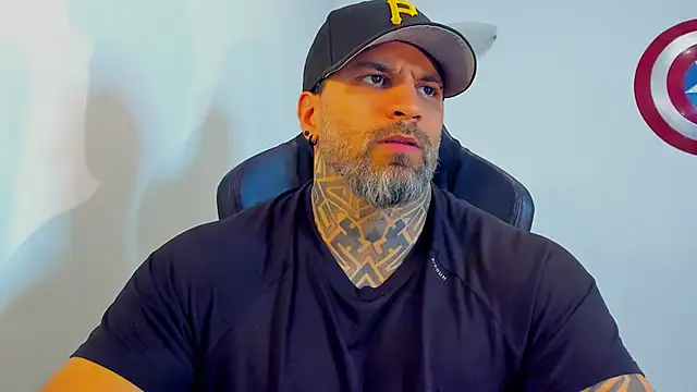 Živý XXX chat JoshRigby