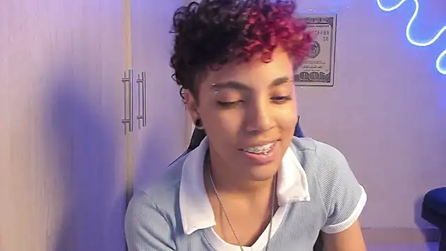 axel_luxxxn Live XXX chat