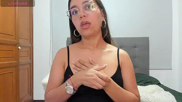 Andrea-QueenのライブXXXチャット