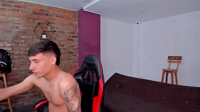 Show webcam de HotThreesoome