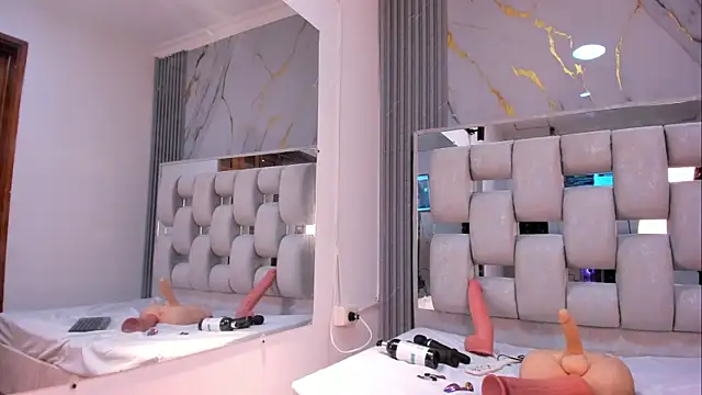 Wonderkloe_ Adlı Modelin Canlı XXX Sohbeti