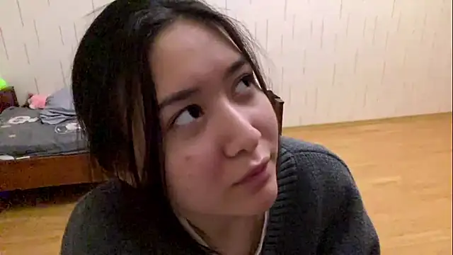 YourMiIa Chat XXX in diretta