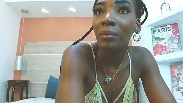 Chat +18 de AlexandraCambell ao vivo