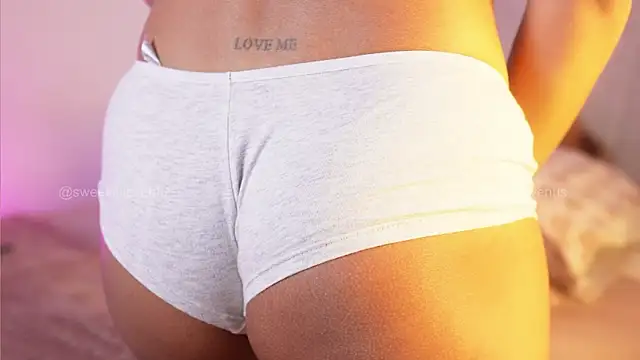 sweetlittlevenus Pertunjukan Webcam