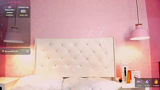 Chat XXX en directo de SamaanthaMiller