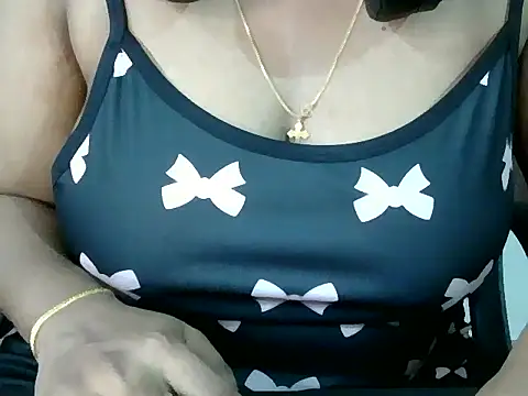 Chat +18 de MALLU_WAVES ao vivo