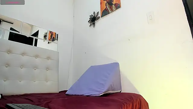 MiaEvans0's Live XXX Chat