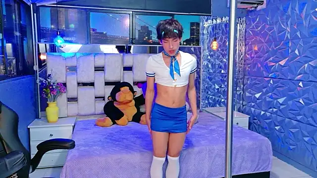 Онлайн чат XXX AlecciaNova