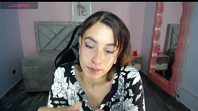 Вебкам-шоу DamiaOshun_ch