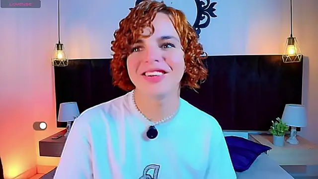 Skyee_angel's Webcam Show