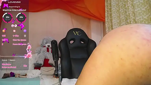 darshajaya Chat XXX in diretta