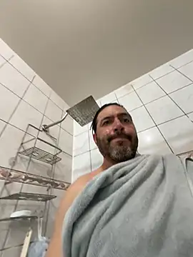 mexqueso: διαδικτυακό σόου στην κάμερα