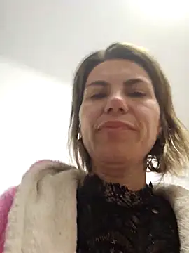 FeliciaKrige Adlı Modelin Canlı XXX Sohbeti