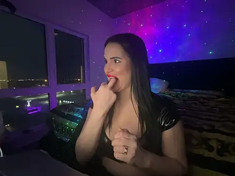 แชท XXX สดของ yourgoddessangela