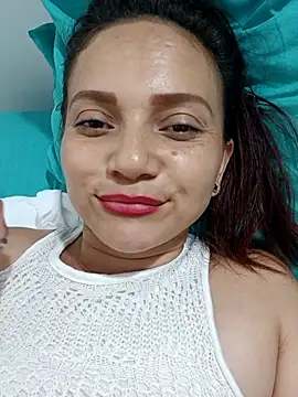 Amanda39 লাইভ XXX চ্যাট