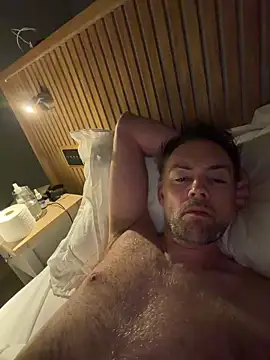 BronzeShowtime67 Show Webcam