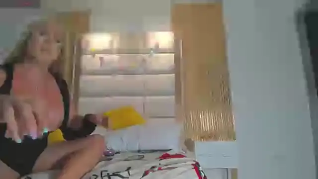 Taylor_Royal_ Chat XXX live