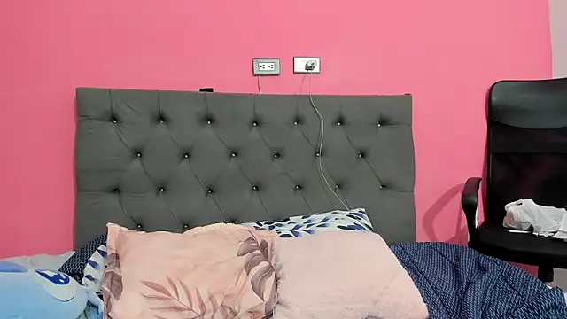 ariloe_quintero – Live XXX-chat