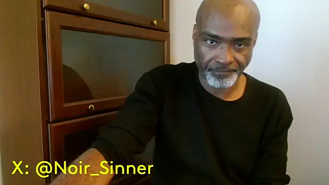 sinnernoir's Live XXX Chat