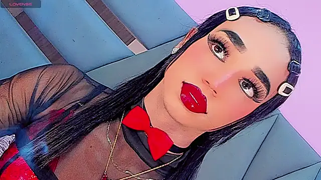 Show modela sexyjessicamistres na web-kameri