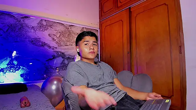 دردشة Liam_Dustin الجنسية المباشرة