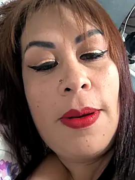 Chat +18 de Natymendoza998 ao vivo