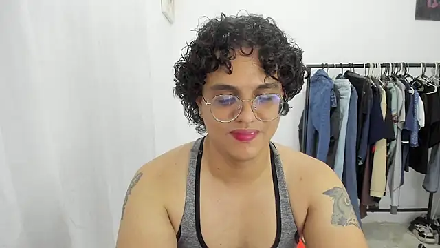 Show modela Diane_exotic na web-kameri