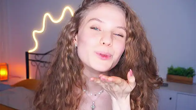 Chat XXX ao vivo de MyrleKnerr