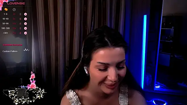 Laura_Bess – Naživo XXX chat