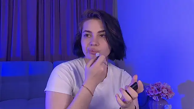 Chat +18 de AdrianaToress ao vivo