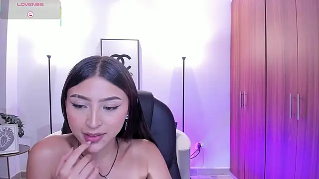 Nikky_sweett_ – Kamerová šou