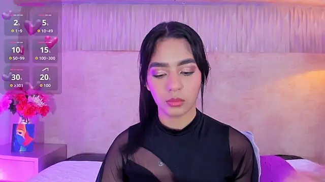 _kyraa_'s Live XXX Chat