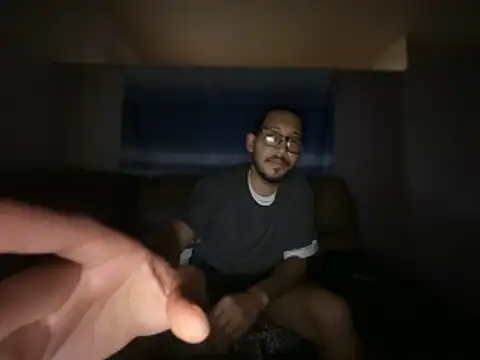 ThrowedWorldWide's Webcam Show