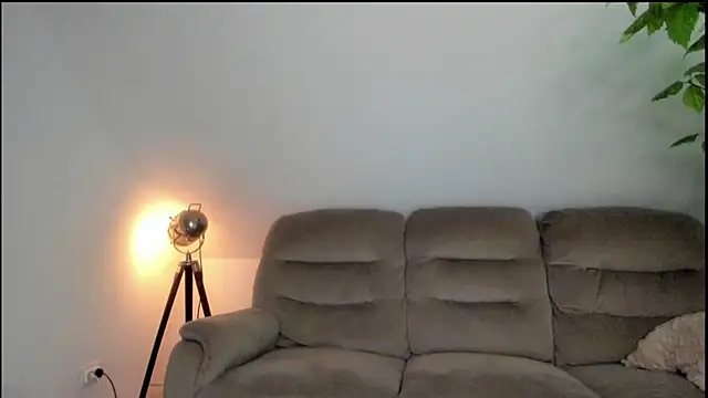 miss_ally 现场XXX聊天