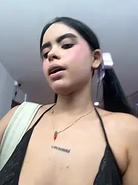 Chat XXX ao vivo de kitty_rousse01