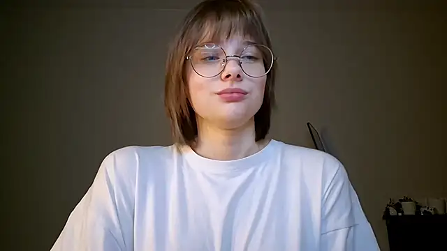 ExitedTrothのウェブカメラショー