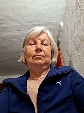 KlaudiaDarling's Live XXX Chat