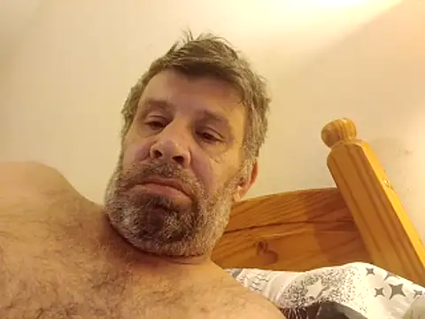 stud2512 Live XXX-chat