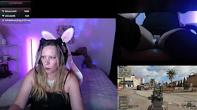 ArchangelTheFrancaise: διαδικτυακό σόου στην κάμερα