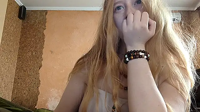 KateVibe_01's Webcam Show