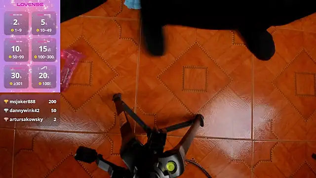 XXX chat uživo modela Isaac_Grey