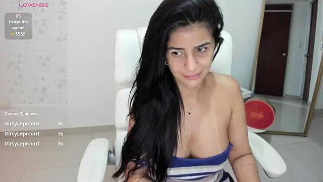 renata_t_ Live XXX-chat