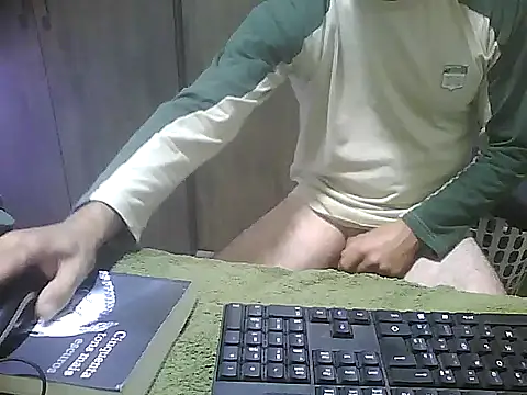 Chat +18 de CabecaocwbprBrasil ao vivo