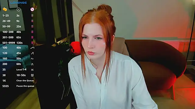 MiraBoomのライブXXXチャット