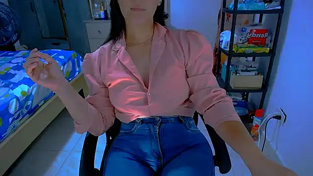 Živý XXX chat BitterMomXxx