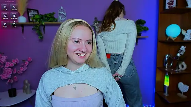 mila_glow1 Pertunjukan Webcam