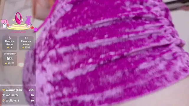 mia_gold_'s Live XXX Chat