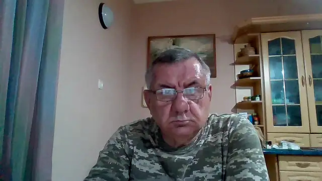 Show modela machomale3 na web-kameri