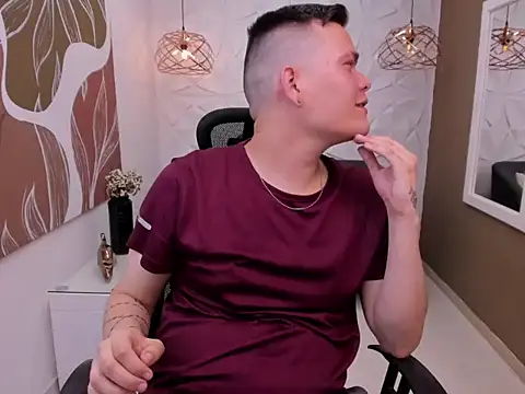 Alexei_lux – Kamerová šou